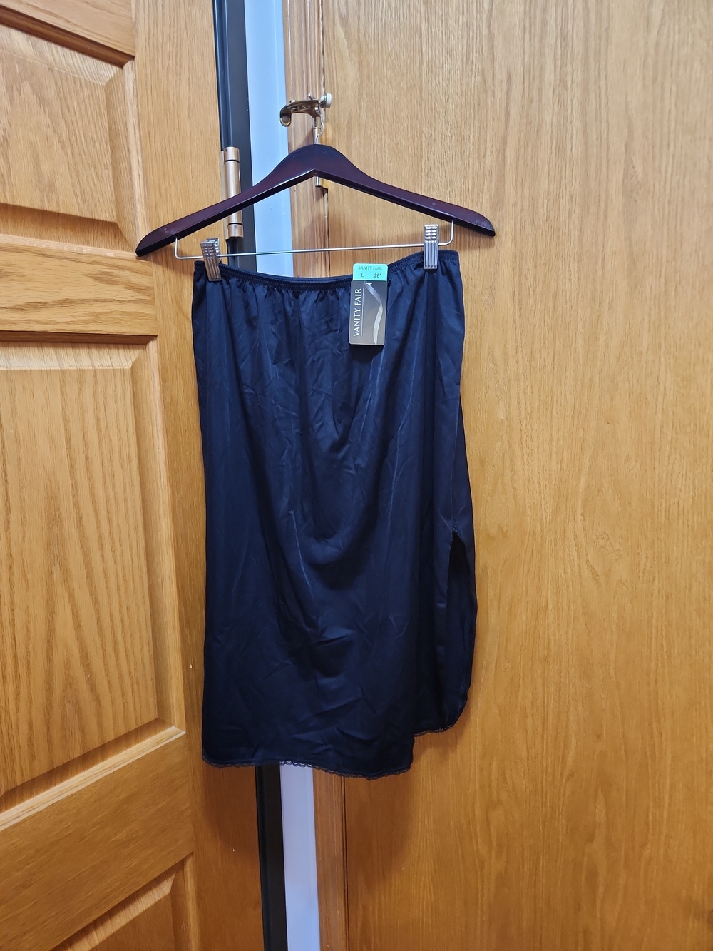 Vanity Fair Singke Slit Half Slip 11760
